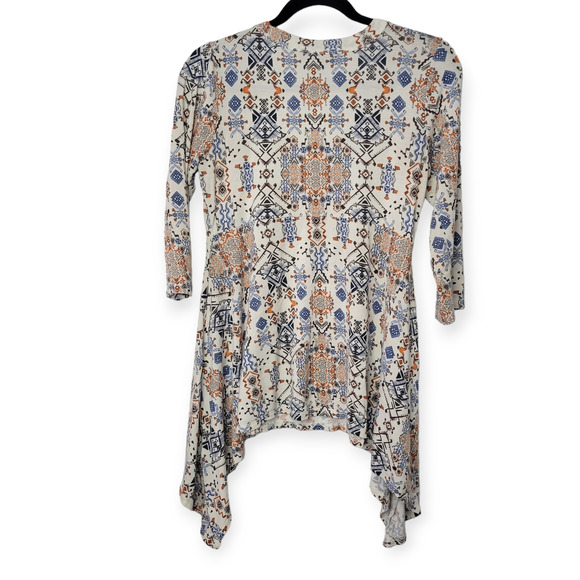 Karen Kane Handkerchief Stretch Knit Scoop Neck 3/4 Sleeve Swing Top Women Sz M - Picture 3 of 5